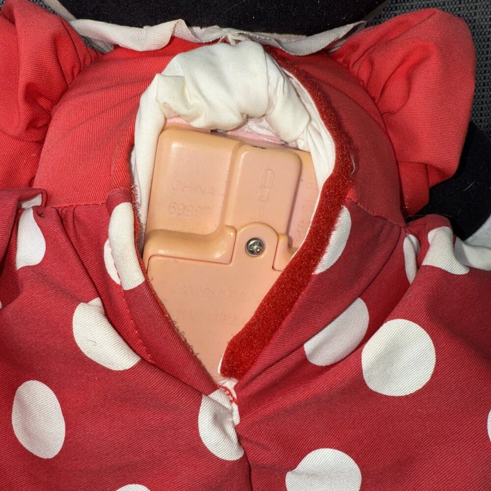 RARE 15” Minnie Mouse Talking Doll - Picture 5 of 7